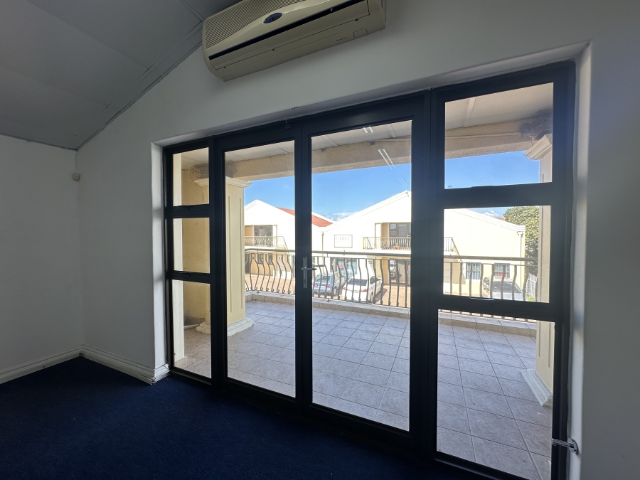To Let commercial Property for Rent in Montague Gardens Western Cape